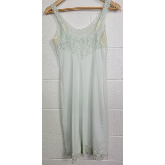 Vintage Van Raalte Suavette Nylon Slip Chemise Sea Foam Green Lace Sz 33 - Picture 5 of 11
